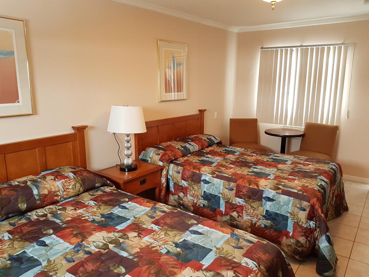 Lakeview Resort Motel Wasaga Beach Exterior photo